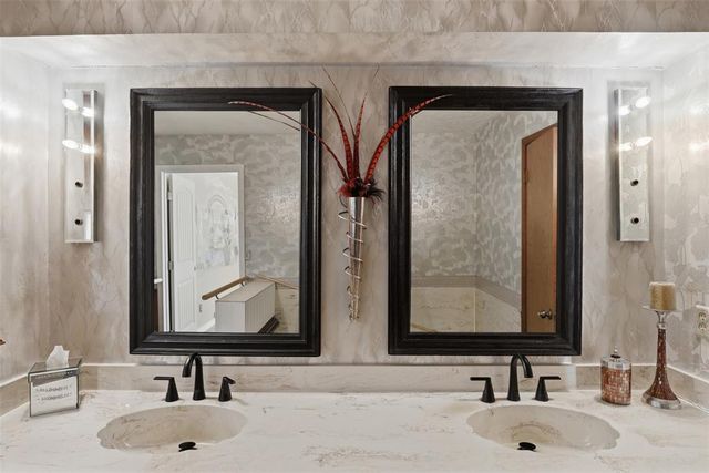 9601 S Allen Drive, Oklahoma City, OK 73139