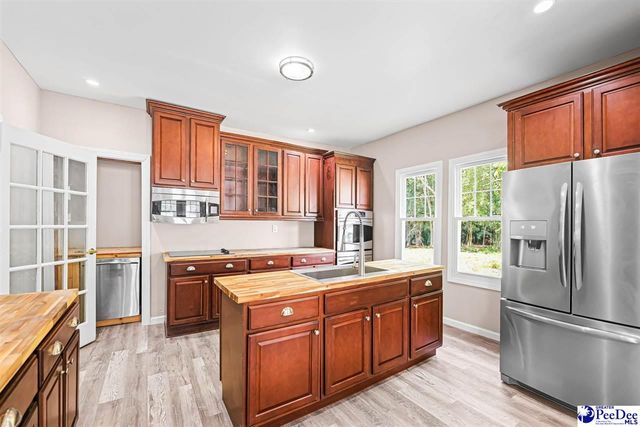 307 E 1st Ave., Lake View, SC 29563