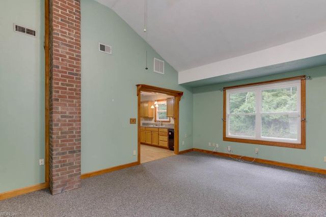 128 Mann DR, Chesapeake, VA 23322