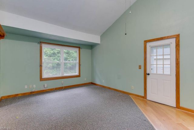 128 Mann DR, Chesapeake, VA 23322