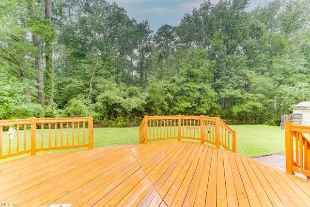 128 Mann DR, Chesapeake, VA 23322