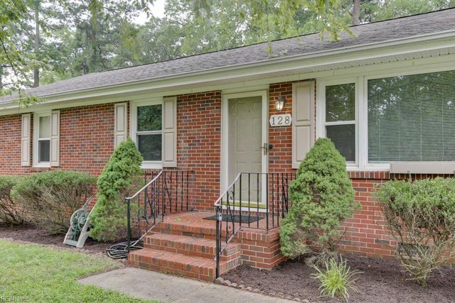 128 Mann DR, Chesapeake, VA 23322
