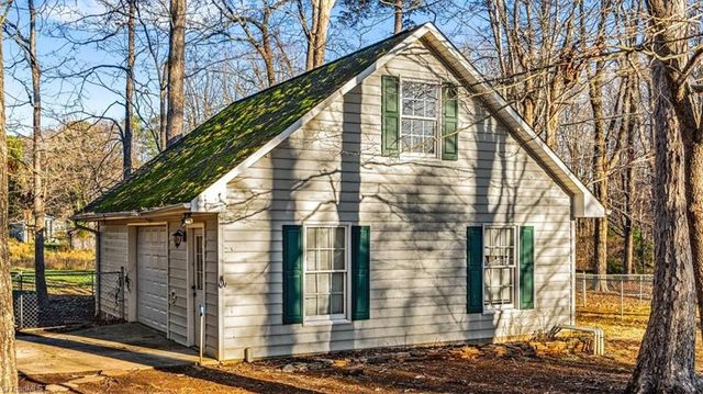 2392 Hickory Forest Drive, Asheboro, NC 27203