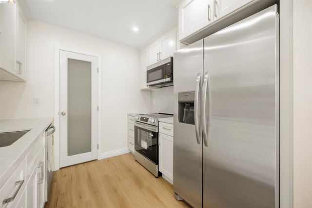 385 CALIENTE CIR, San Leandro, CA 94578