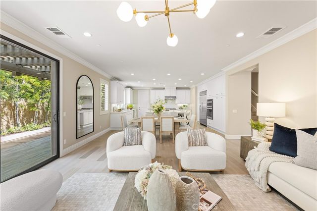 173 Cloudbreak, Irvine, CA 92618