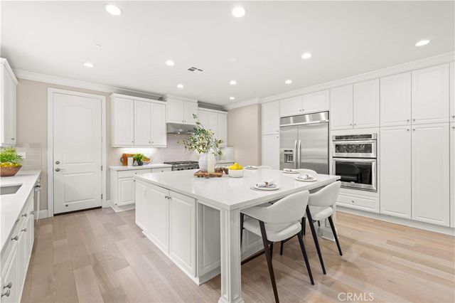 173 Cloudbreak, Irvine, CA 92618