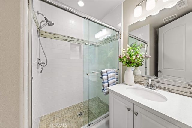 173 Cloudbreak, Irvine, CA 92618