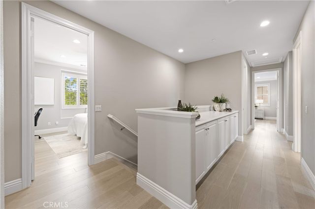 173 Cloudbreak, Irvine, CA 92618