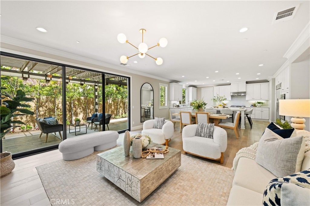 173 Cloudbreak, Irvine, CA 92618