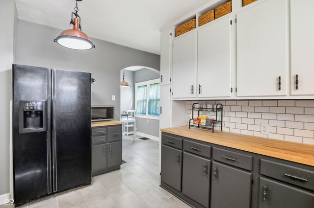 819 N Riley Avenue, Indianapolis, IN 46201