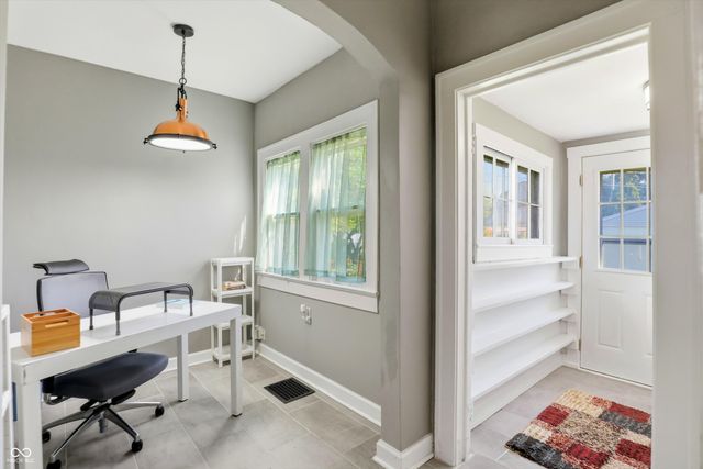 819 N Riley Avenue, Indianapolis, IN 46201