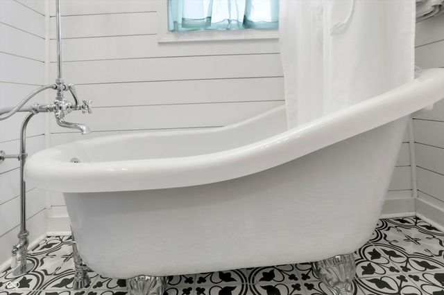 819 N Riley Avenue, Indianapolis, IN 46201