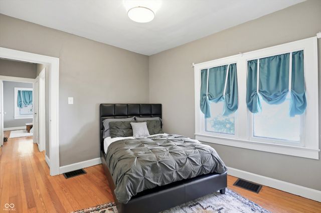 819 N Riley Avenue, Indianapolis, IN 46201