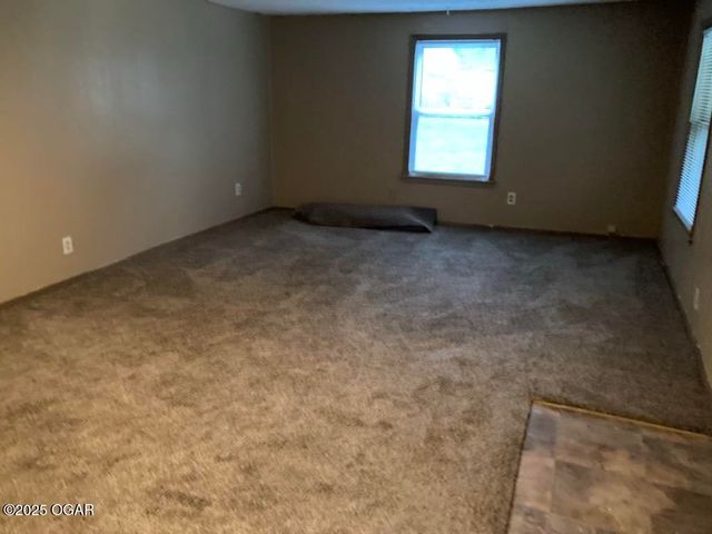 205 S McCoy Avenue, Joplin, MO 64801