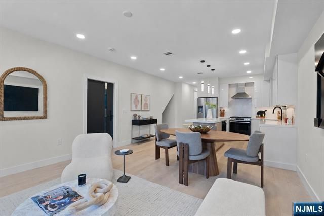 99 Van Horne Street 1, Jersey City, NJ 07304