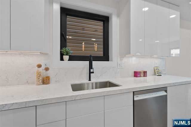 99 Van Horne Street 1, Jersey City, NJ 07304