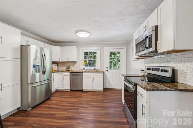 911 Elm Street, Kannapolis, NC 28081