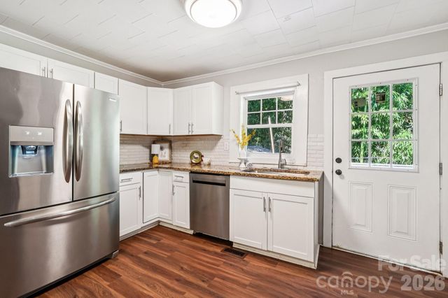 911 Elm Street, Kannapolis, NC 28081