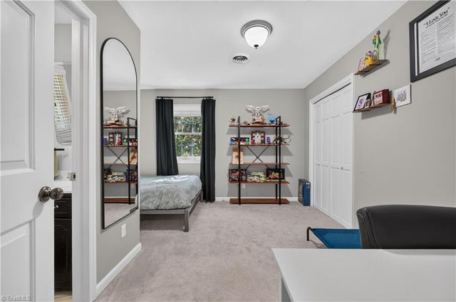 553 Cross Creek Drive, Mount Airy, NC 27030