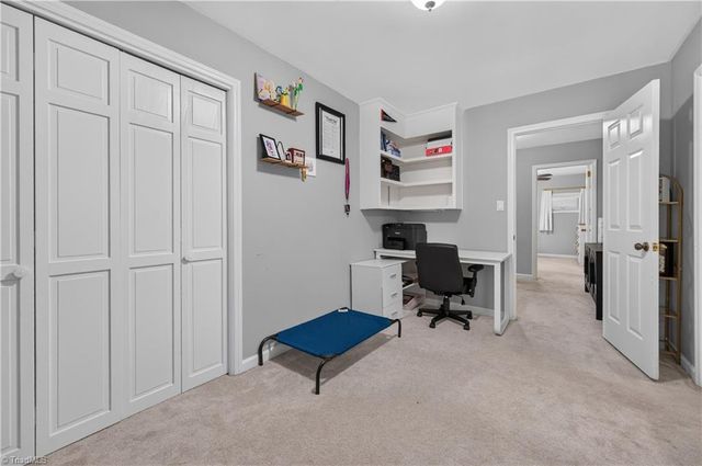553 Cross Creek Drive, Mount Airy, NC 27030