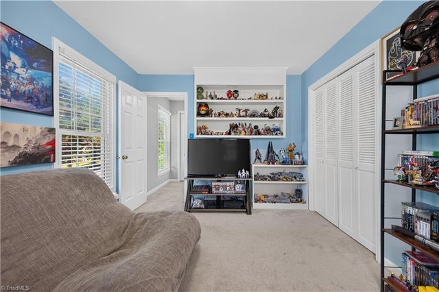 553 Cross Creek Drive, Mount Airy, NC 27030