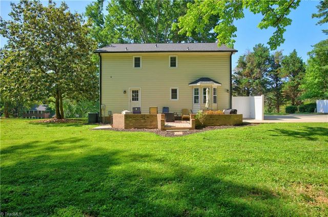 553 Cross Creek Drive, Mount Airy, NC 27030
