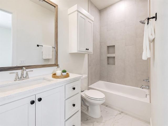 9600 Autumn Park Lane, Oklahoma City, OK 73151