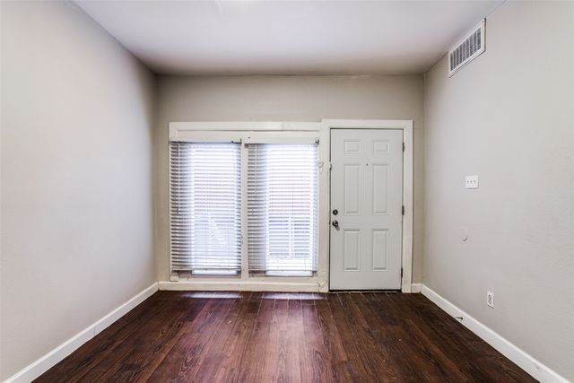 5114 Bryan Street 3, Dallas, TX 75206