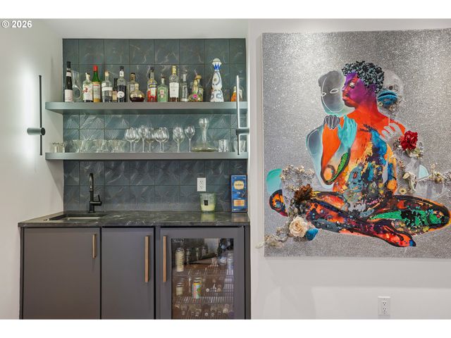 16840 ALDER Cir, Lake Oswego, OR 97034