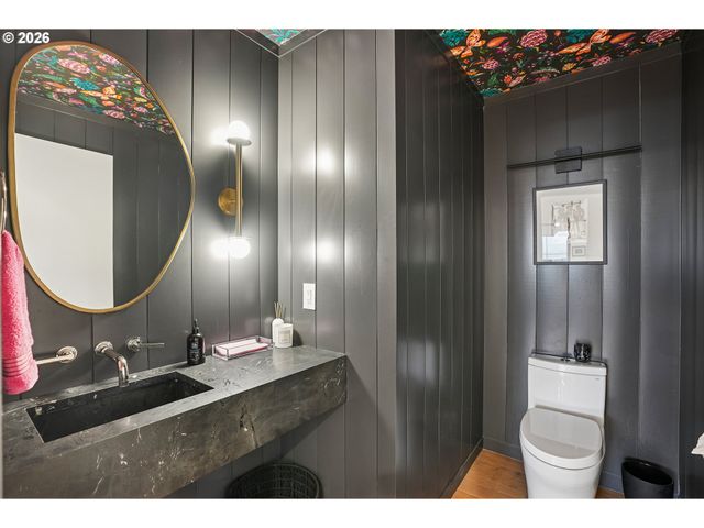 16840 ALDER Cir, Lake Oswego, OR 97034