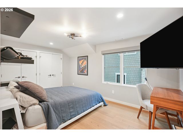 16840 ALDER Cir, Lake Oswego, OR 97034