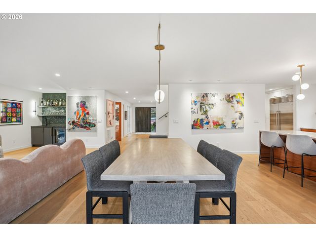 16840 ALDER Cir, Lake Oswego, OR 97034