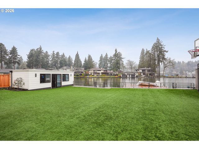 16840 ALDER Cir, Lake Oswego, OR 97034
