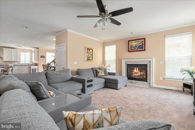 12137 HICKORY FALLS CT, Woodbridge, VA 22192