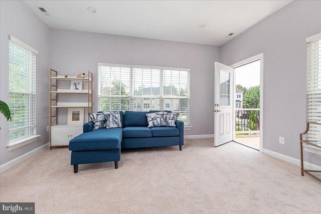 12137 HICKORY FALLS CT, Woodbridge, VA 22192