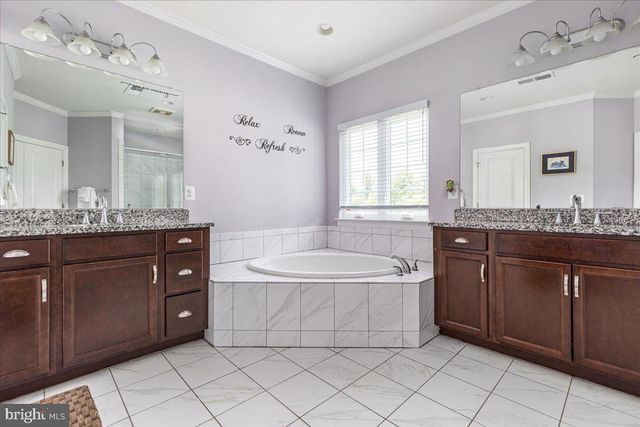 12137 HICKORY FALLS CT, Woodbridge, VA 22192