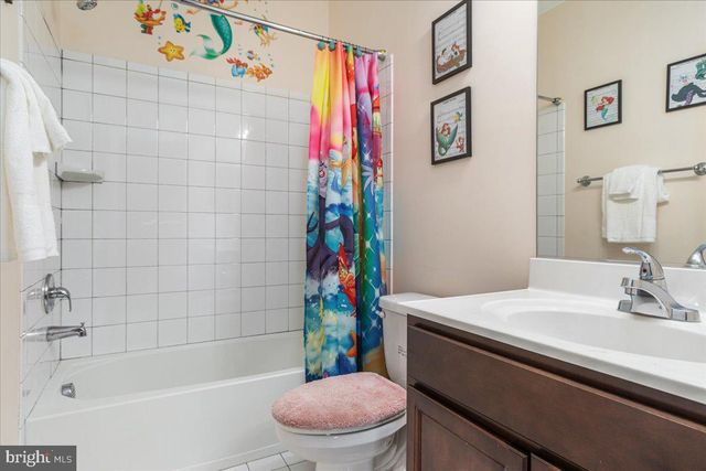 12137 HICKORY FALLS CT, Woodbridge, VA 22192