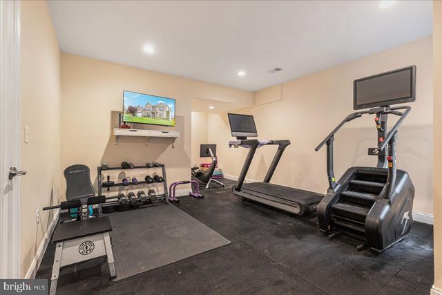 12137 HICKORY FALLS CT, Woodbridge, VA 22192