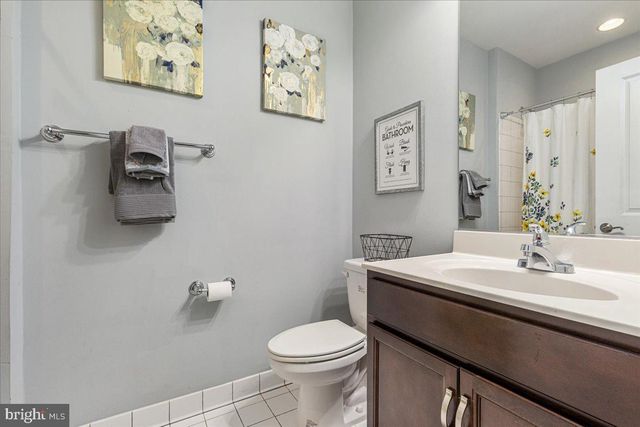 12137 HICKORY FALLS CT, Woodbridge, VA 22192