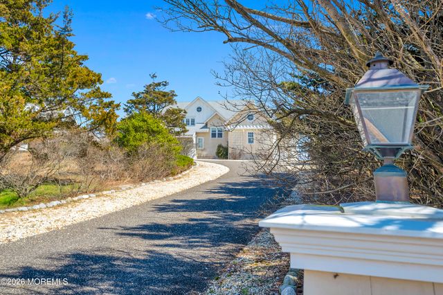 1087 Ocean Avenue, Mantoloking, NJ 08738