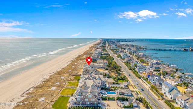 1087 Ocean Avenue, Mantoloking, NJ 08738