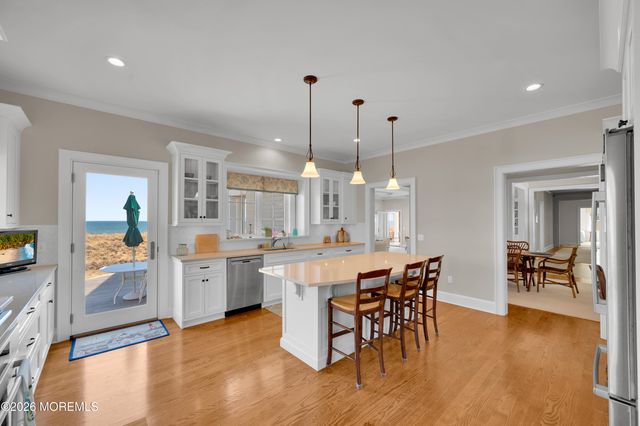 1087 Ocean Avenue, Mantoloking, NJ 08738