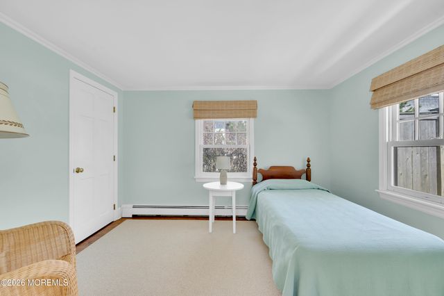 1087 Ocean Avenue, Mantoloking, NJ 08738