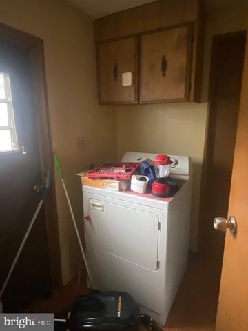 5319 GLENLOCH DR, Morrisville, PA 19067