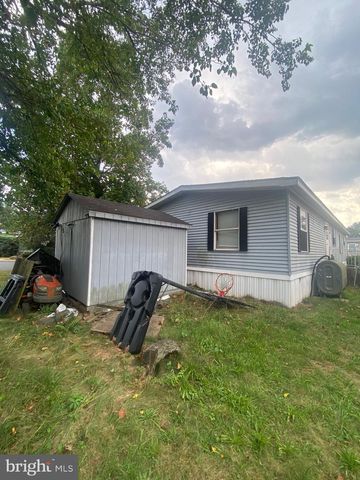 5319 GLENLOCH DR, Morrisville, PA 19067