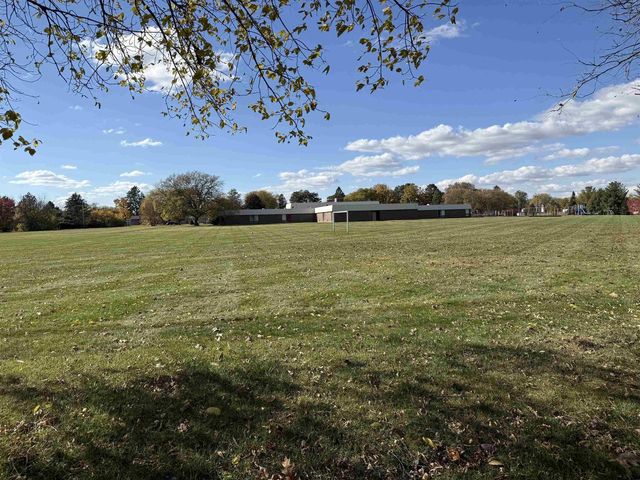 2640 Shady Lane, Beloit, WI 53511