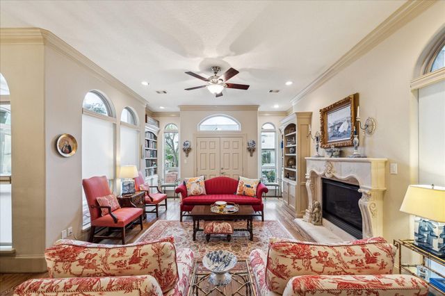 6417 Rodrigo Street, Houston, TX 77007
