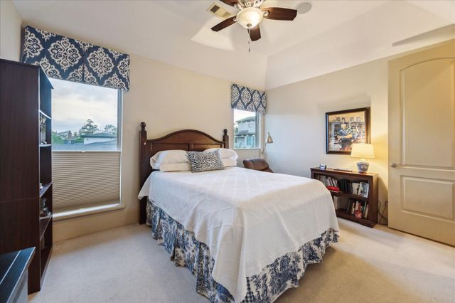 6417 Rodrigo Street, Houston, TX 77007