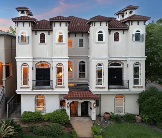 6417 Rodrigo Street, Houston, TX 77007