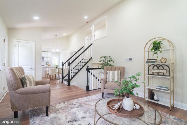 2104 WILDWOOD DR, Wilmington, DE 19805